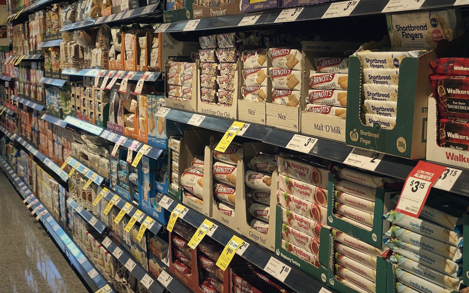 Hick's Law: Why Too Many Options Slow Everyone Down